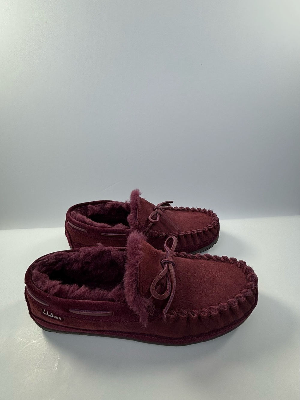 L.L. Bean Women’s Burgundy Suede Moccasin Slippers size 7
